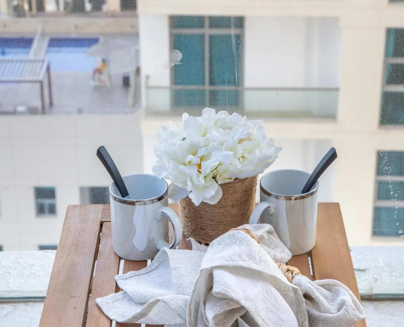 Frank Porter - Studio One Dubai Apartment